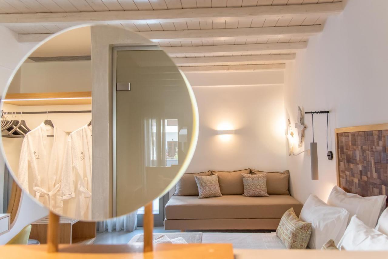Lithos Luxury Suites Tínos Exteriör bild